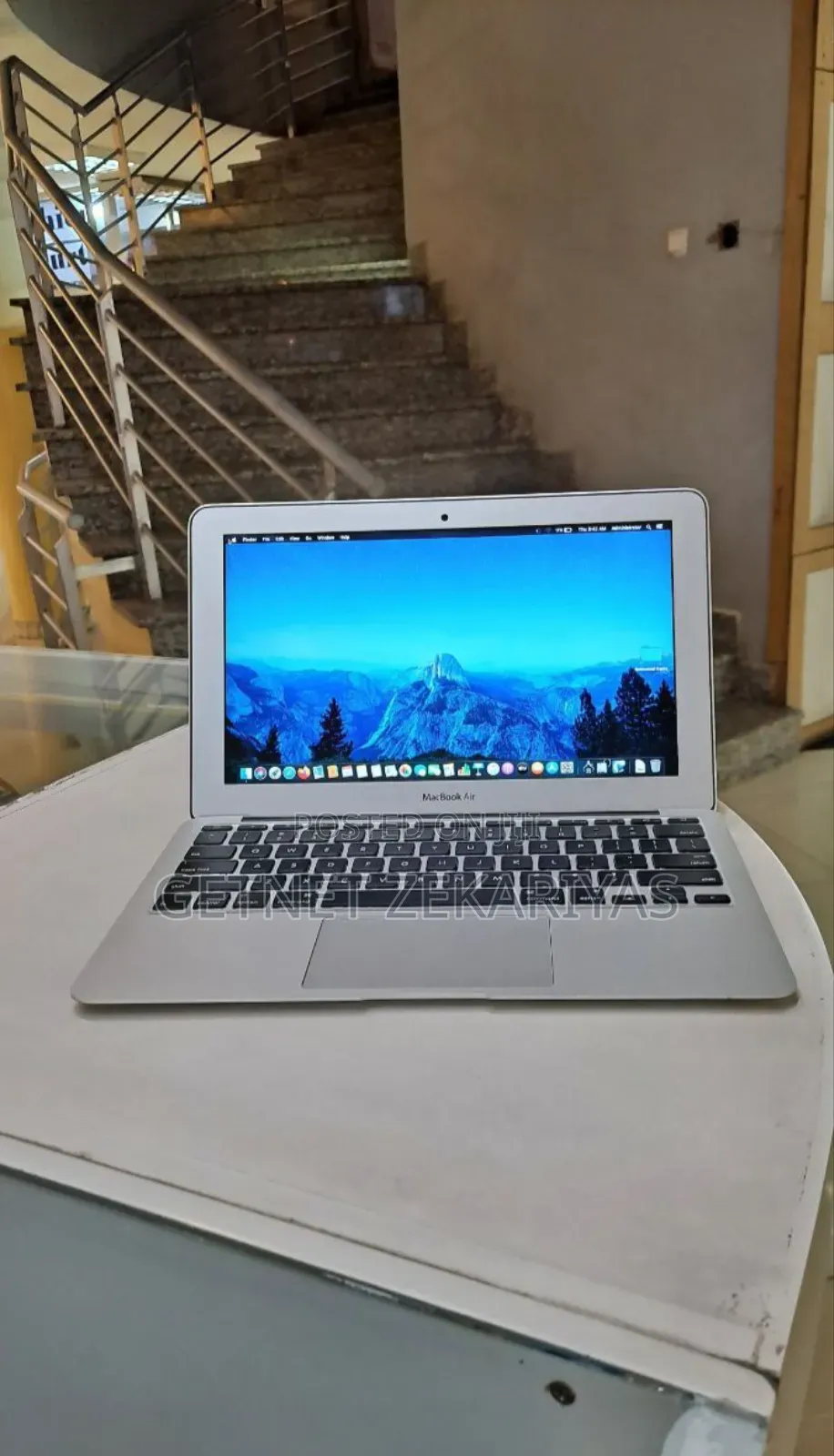 New Laptop Apple MacBook Air 2015 4GB Intel Core I5 SSD 128GB