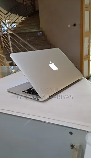 New Laptop Apple MacBook Air 2015 4GB Intel Core I5 SSD 128GB