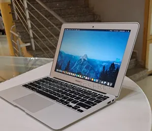 New Laptop Apple MacBook Air 2015 4GB Intel Core I5 SSD 128GB