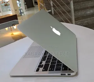 New Laptop Apple MacBook Air 2015 4GB Intel Core I5 SSD 128GB