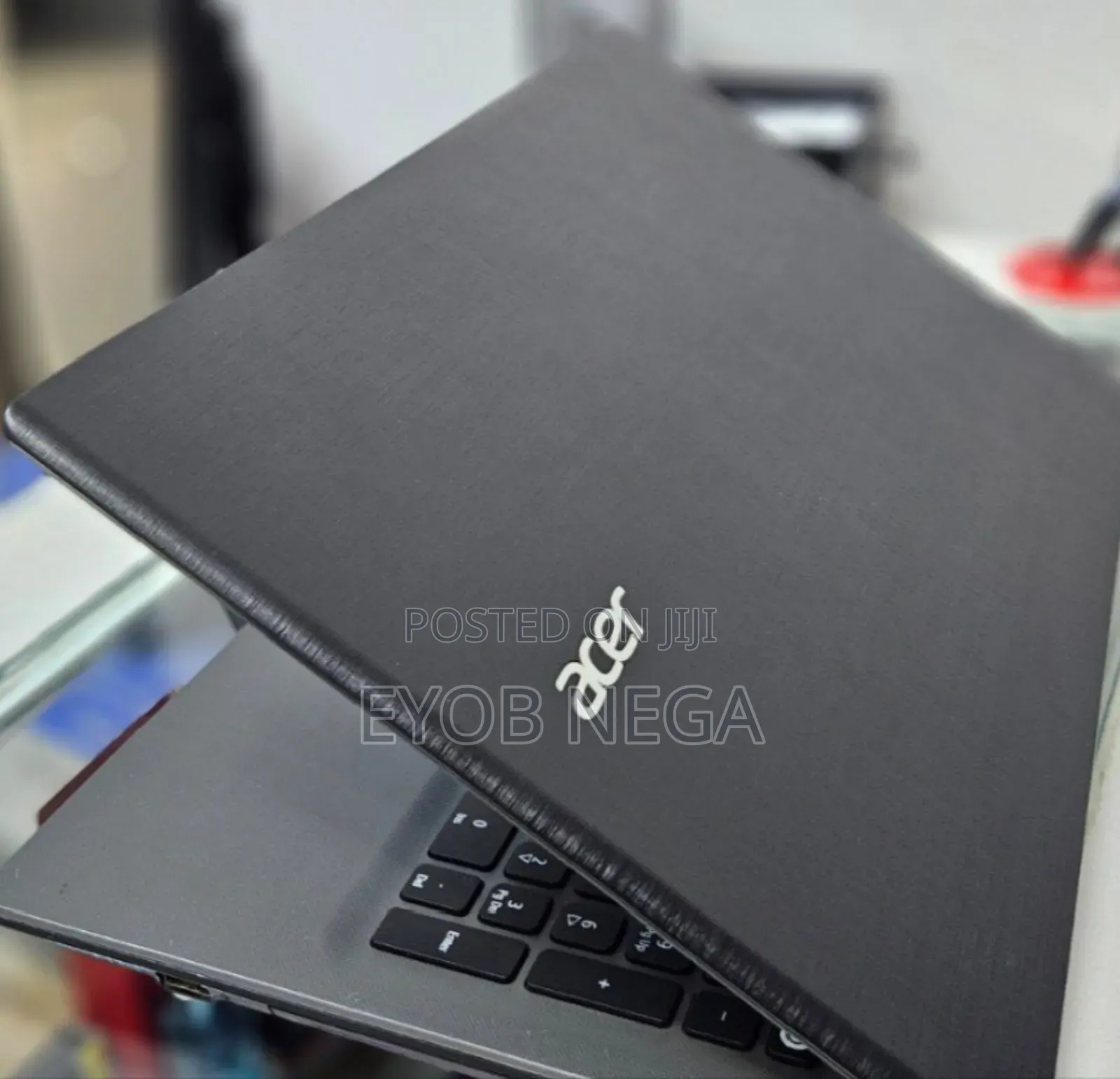 New Laptop Acer Aspire E5 4GB Intel Core I3 HDD 320GB