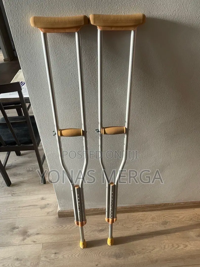 Steel Crutches in Ethiopia¿¡∞Cranch><Crunch፲¿~ክራንች