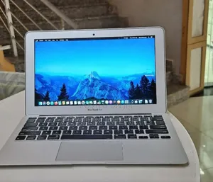 New Laptop Apple MacBook Air 2015 4GB Intel Core I5 SSD 128GB
