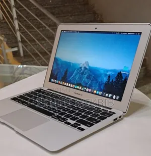 New Laptop Apple MacBook Air 2015 4GB Intel Core I5 SSD 128GB
