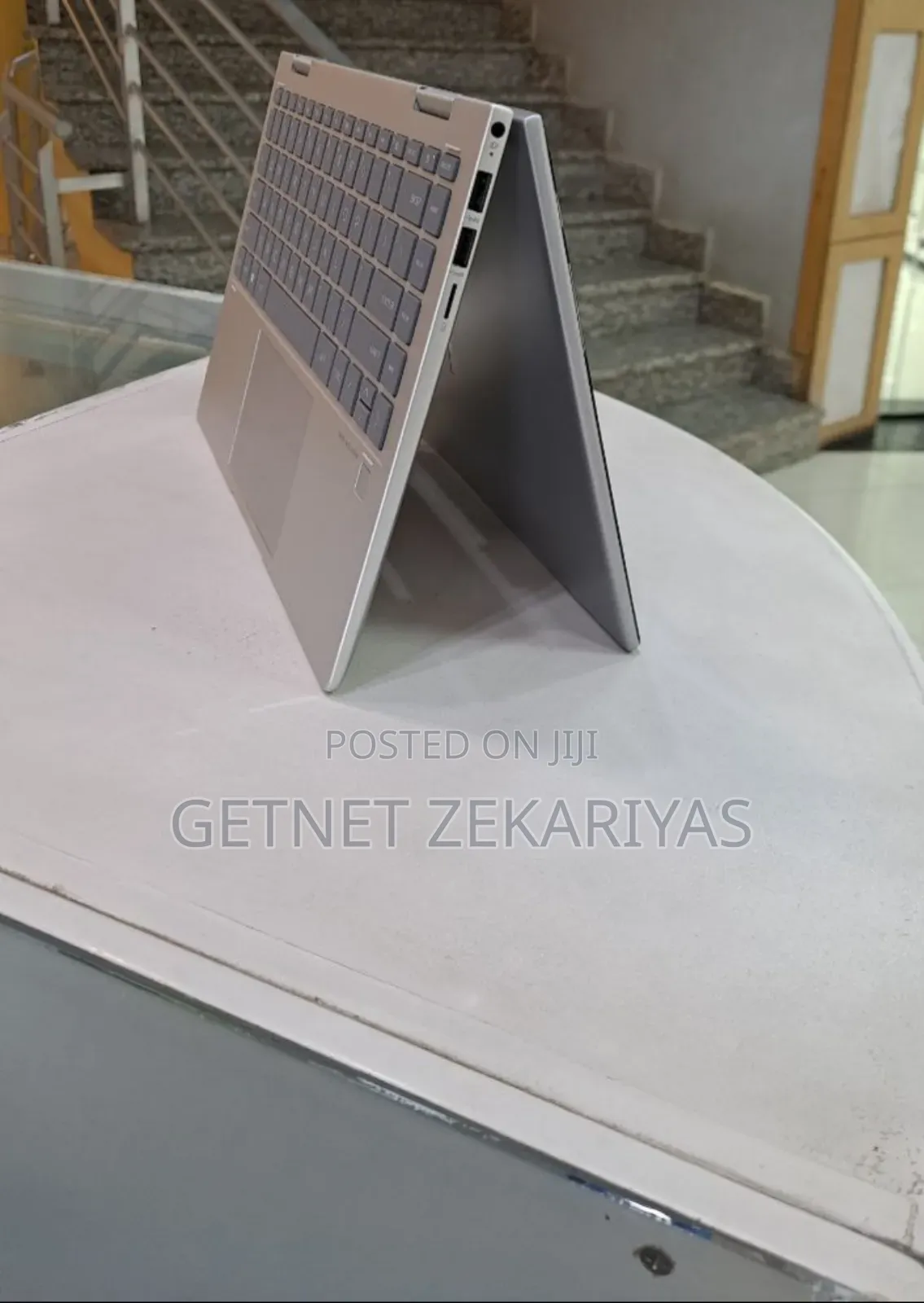 New Laptop Lenovo Yoga 710 16GB Intel Core I7 SSD 512GB