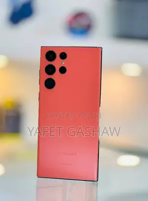Photo - New Samsung Galaxy S22 Ultra 256 GB Red