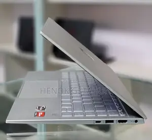 New Laptop HP Pavilion 15 8GB AMD Ryzen 5 SSD 512GB