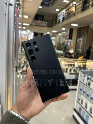 Photo - Samsung Galaxy S23 Ultra 256 GB Black