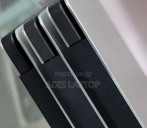 New Laptop Dell Precision 15 5520 32GB Intel Core I7 SSD 512GB