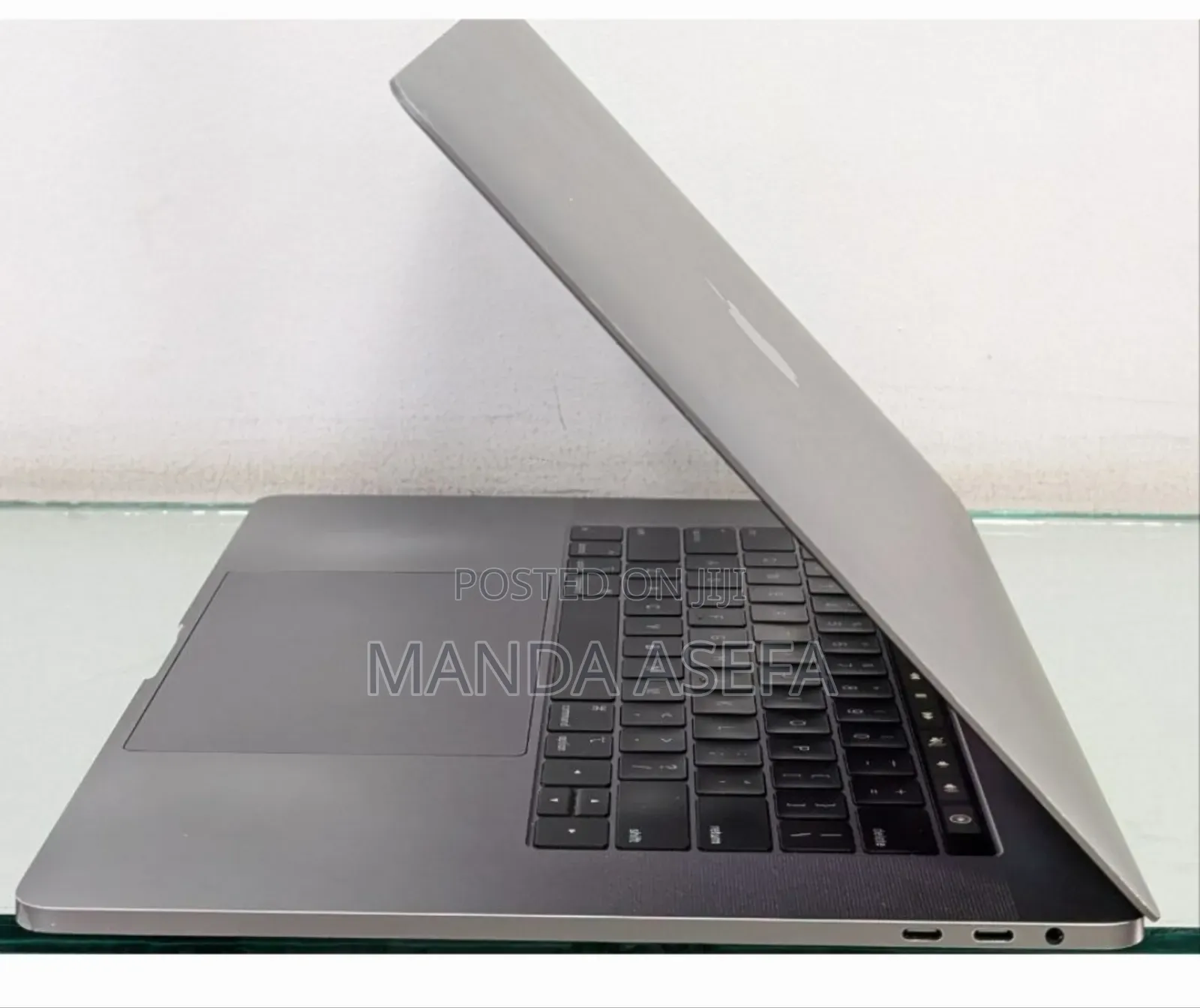 New Laptop Apple MacBook Pro 2018 32GB Intel Core I7 SSD 512GB