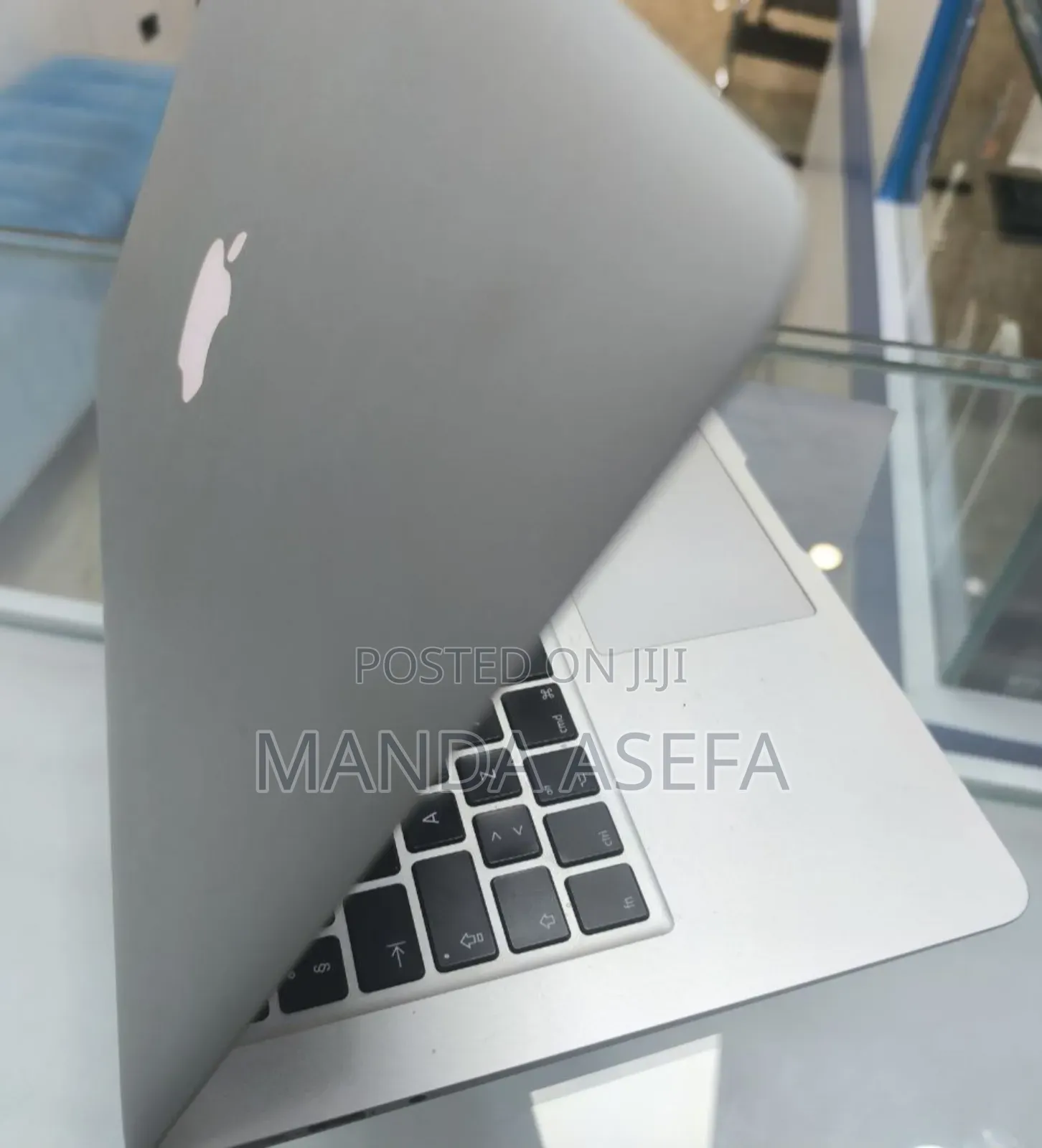 New Laptop Apple MacBook Air 2015 8GB Intel Core I5 SSD 256GB