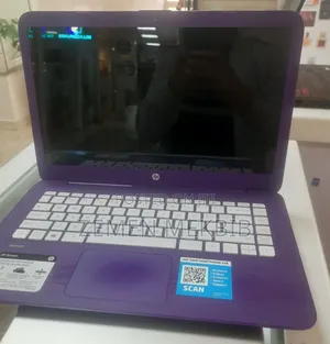 Photo - New Laptop HP 4GB Intel Xeon HDD 250GB