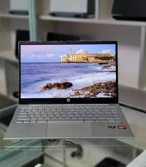 New Laptop HP Pavilion 14 8GB AMD Ryzen 5 SSD 512GB