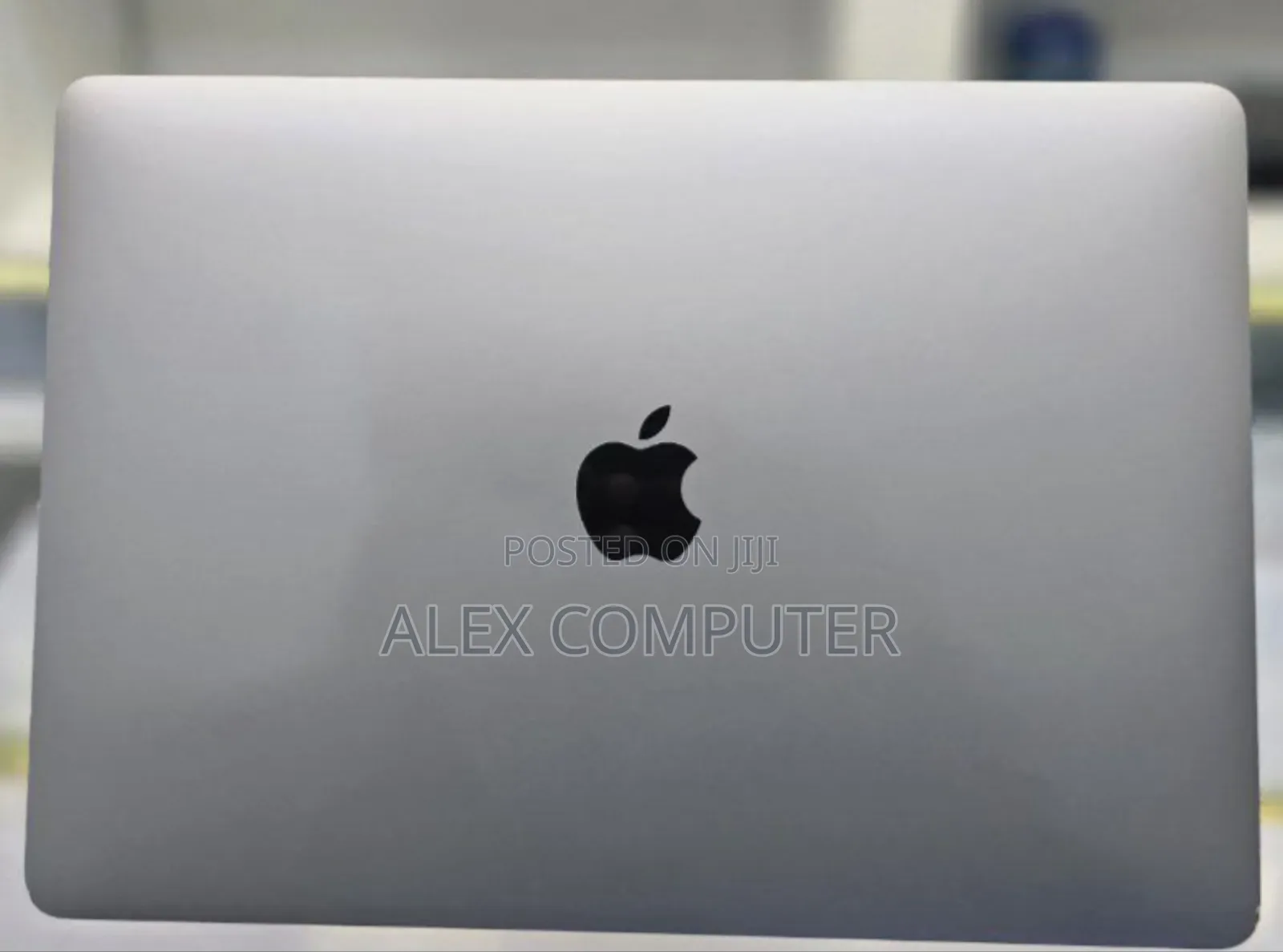 New Laptop Apple MacBook Pro 8GB Apple M1 SSD 256GB