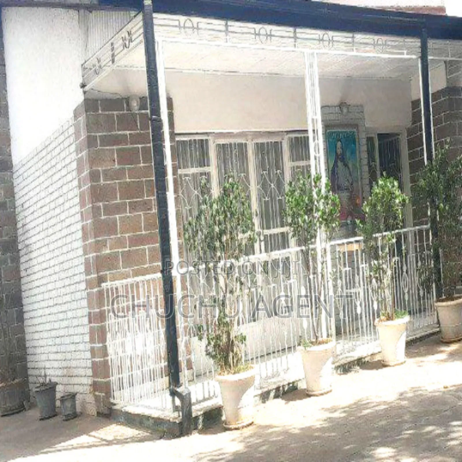 3bdrm House in Bole for sale