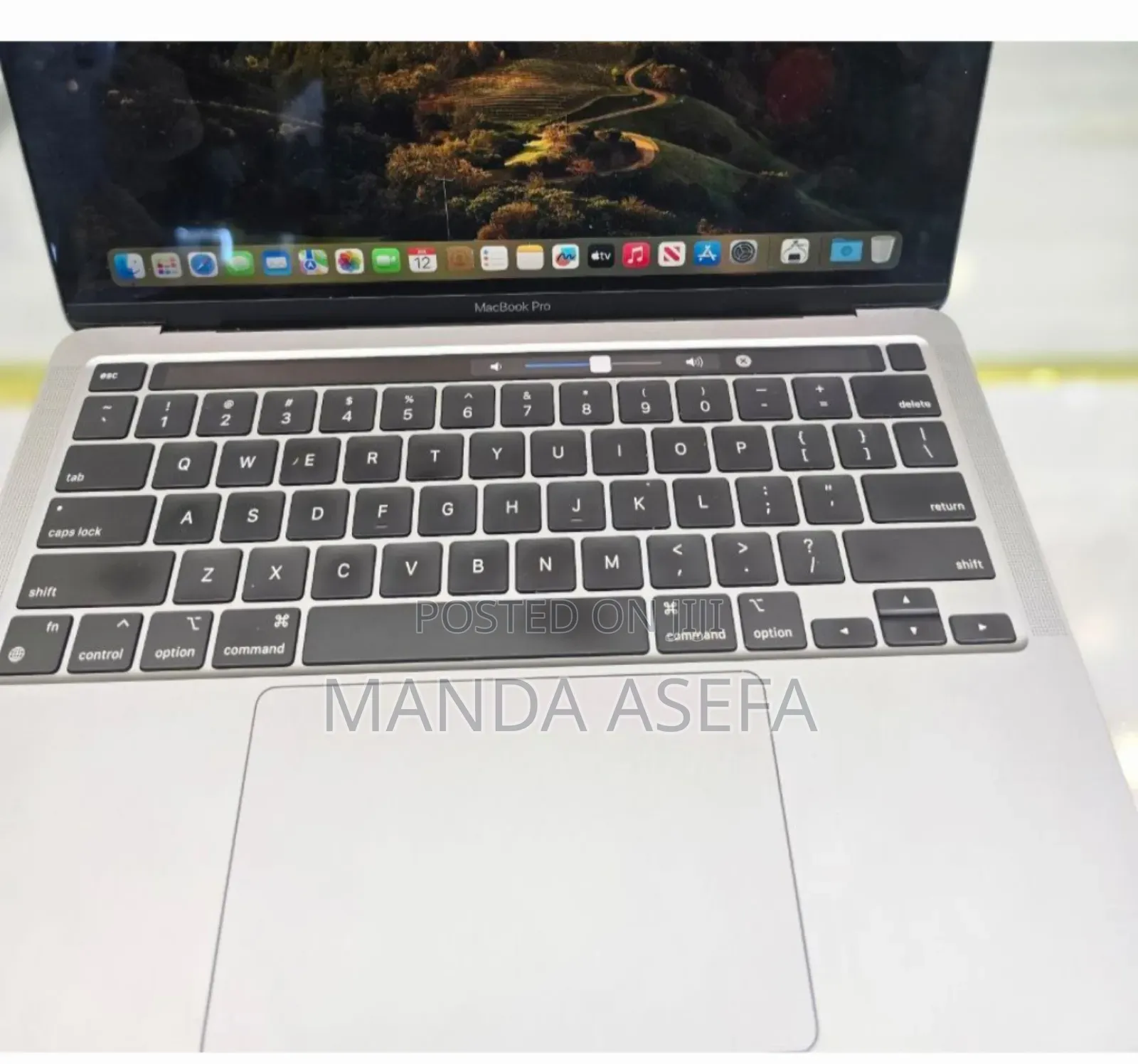 New Laptop Apple MacBook Pro M1 8GB Apple M1 SSD 256GB