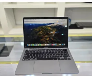 New Laptop Apple MacBook Pro M1 8GB Apple M1 SSD 256GB