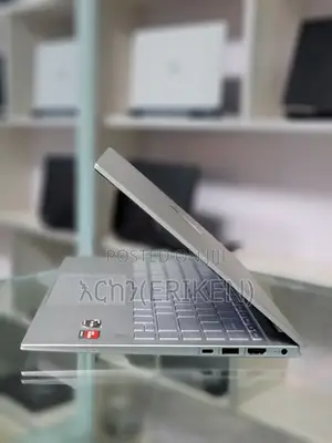 New Laptop HP Pavilion 15 8GB AMD Ryzen 5 SSD 512GB