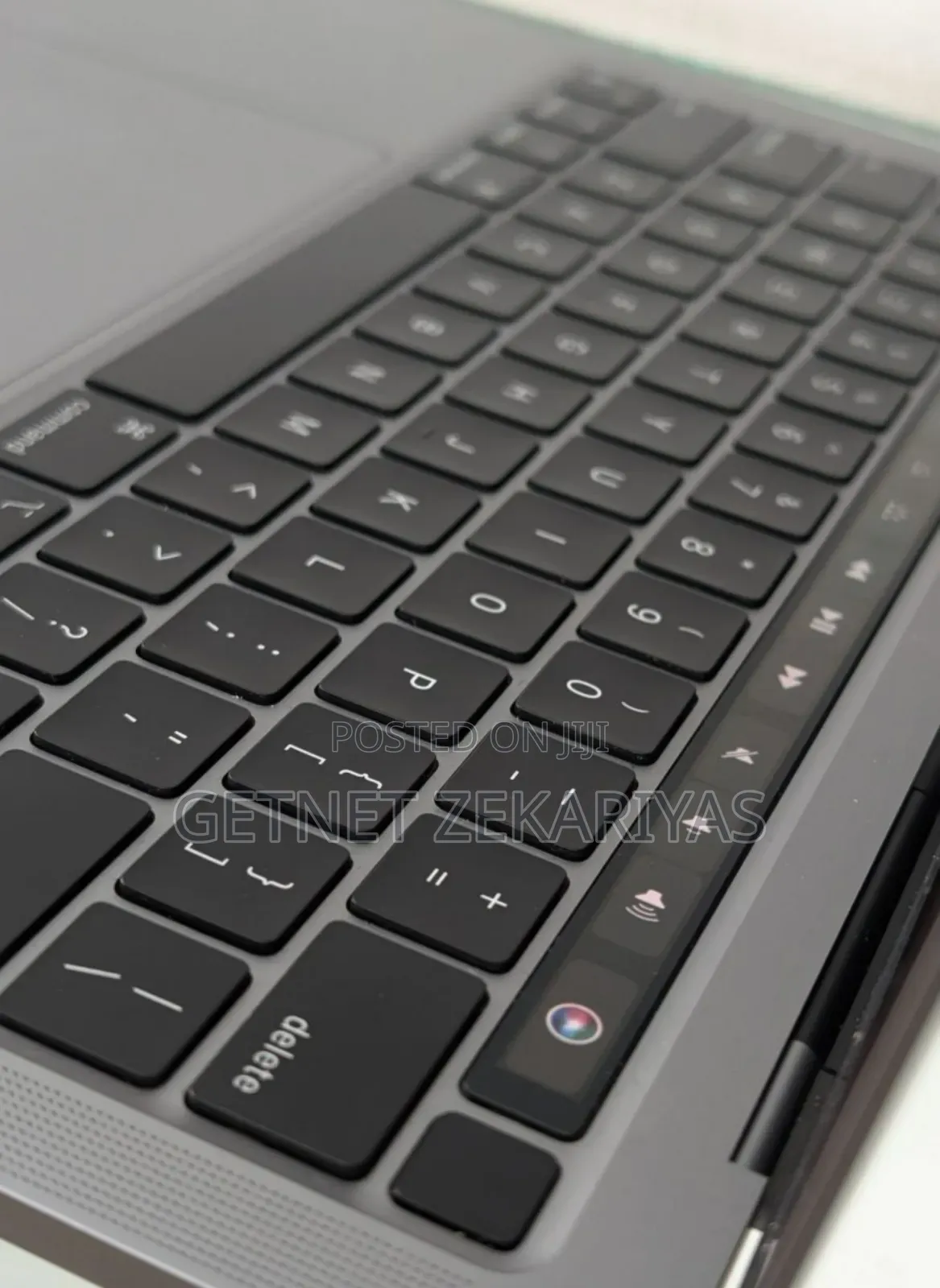 Laptop Apple MacBook Pro 2020 M1 8GB Apple M1 Pro SSD 512GB