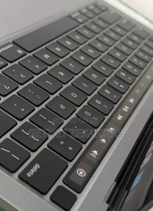 New Laptop Apple MacBook Pro 2023 M2 8GB Apple M2 SSD 256GB