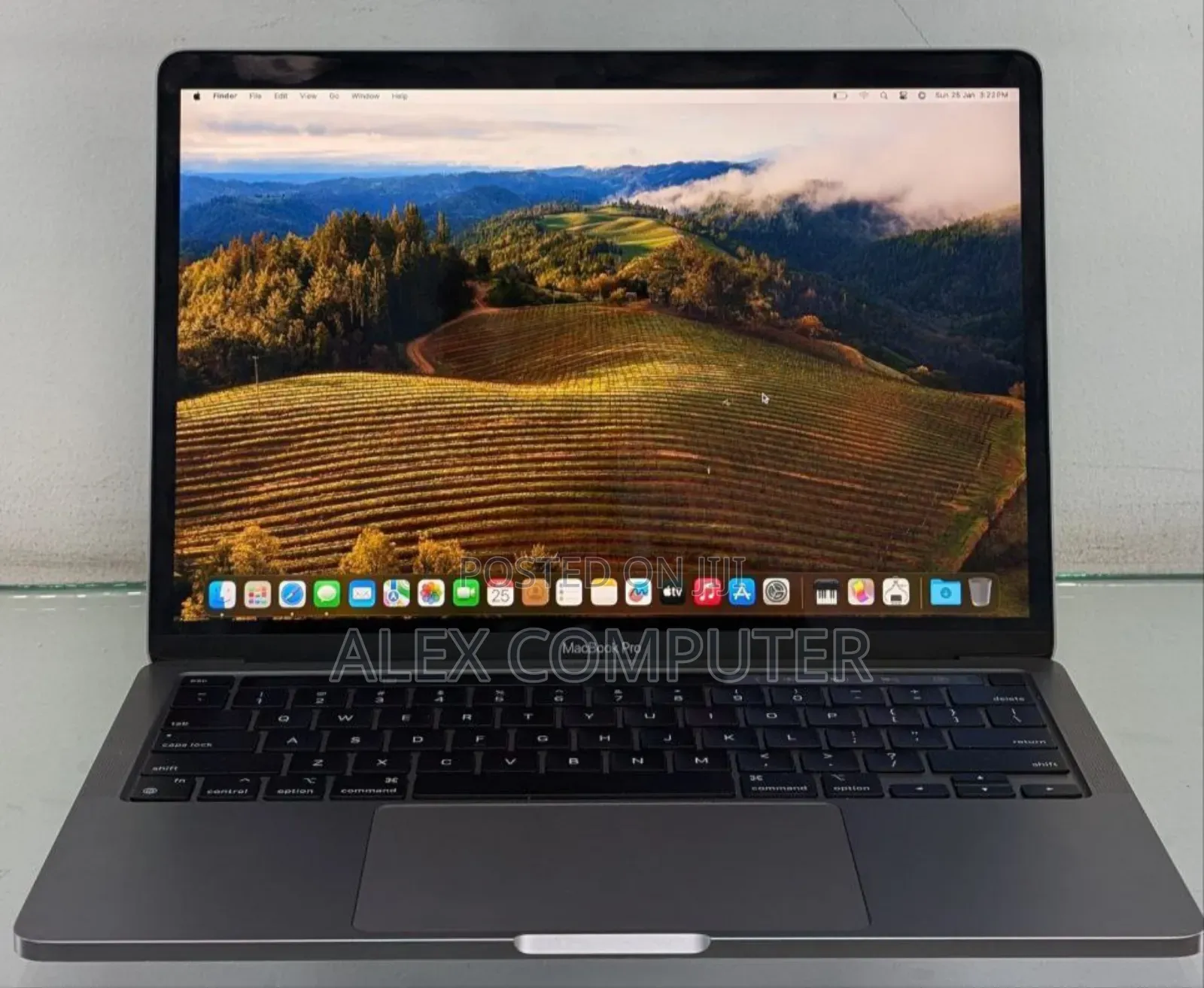 New Laptop Apple MacBook Pro 2022 M2 8GB Apple M2 SSD 256GB