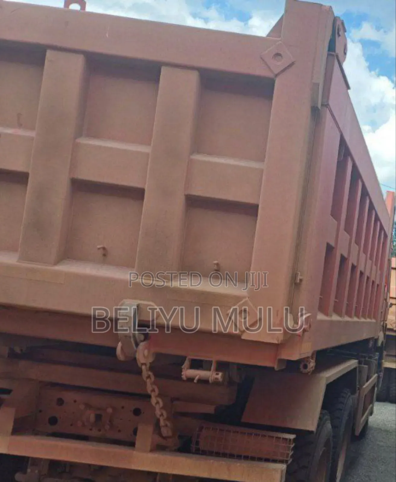 50% ባንክ Sino Dumptruck 340 2025