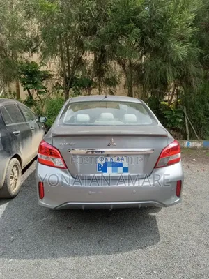 Mitsubishi Attrage 2021 Gray