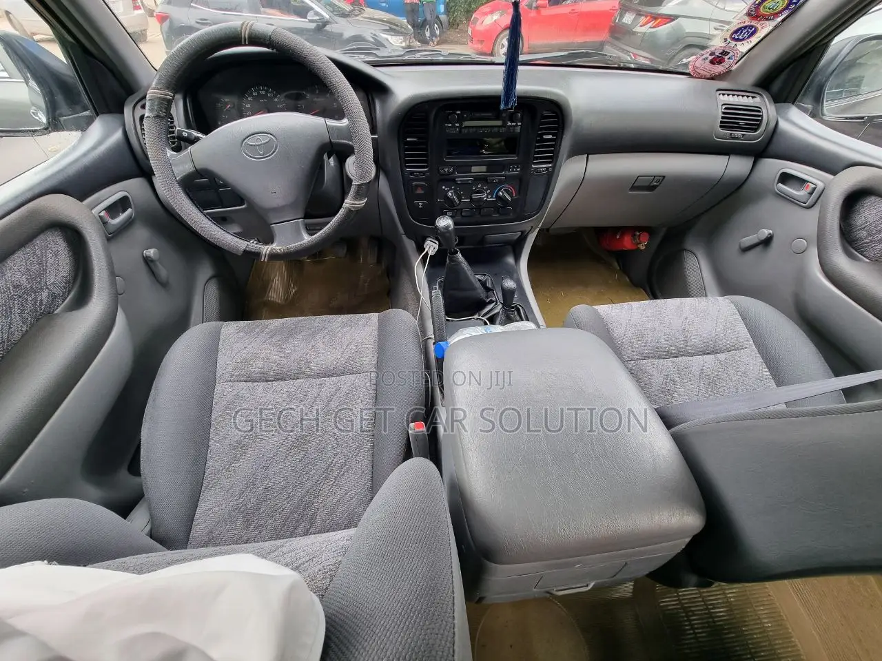 Toyota Land Cruiser 2001 Gray