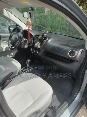 Mitsubishi Attrage 2021 Gray