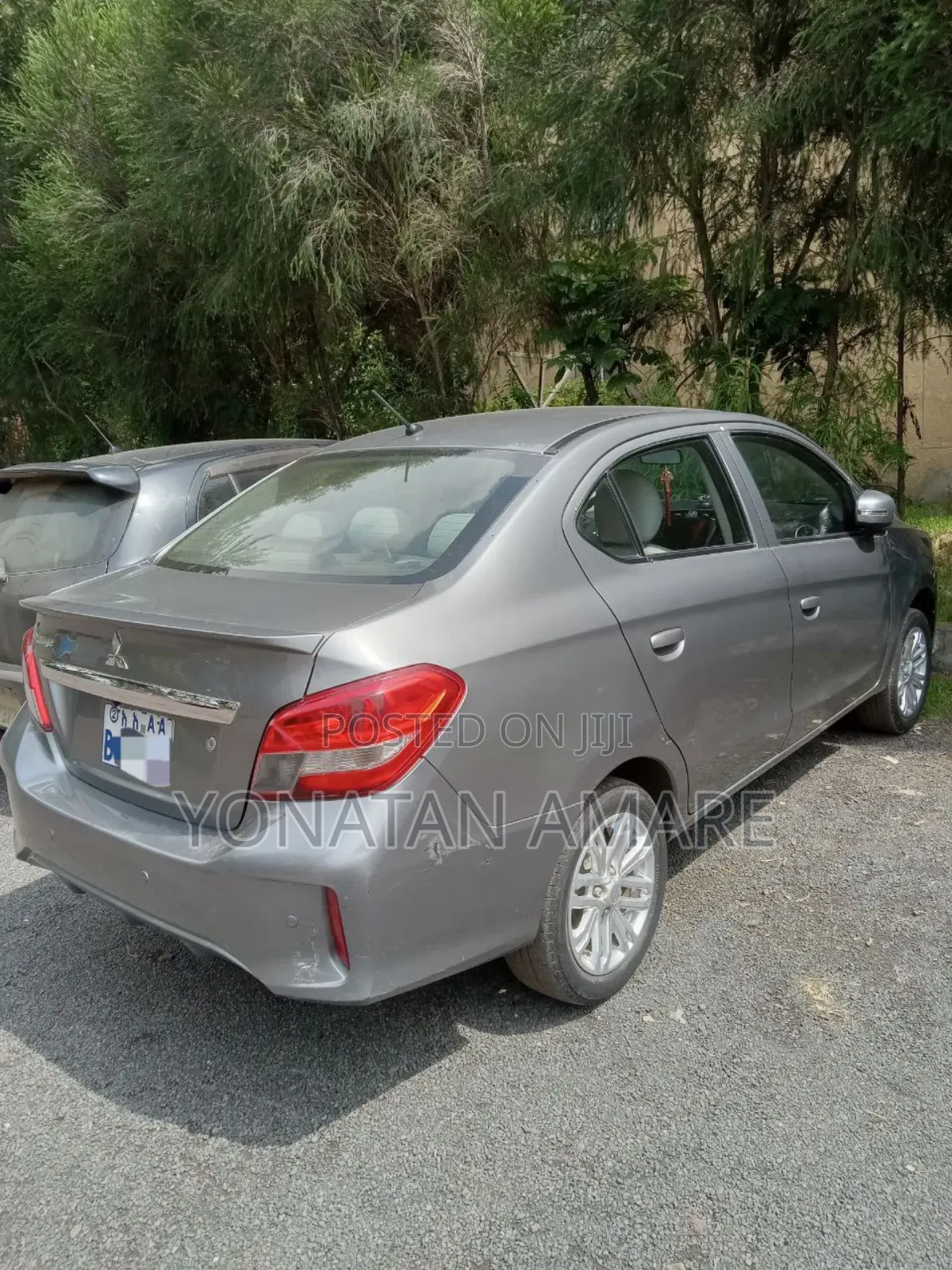 Mitsubishi Attrage 2021 Gray