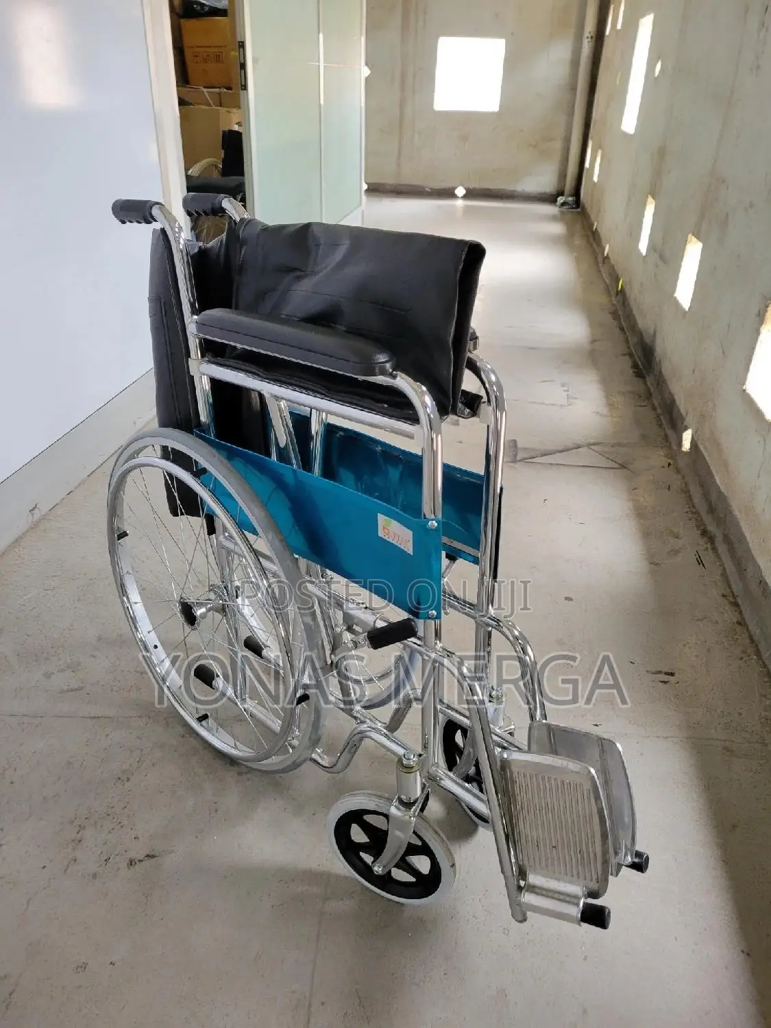 Foldable Wheelchair _Made of Premium Quality _Used for Aweek