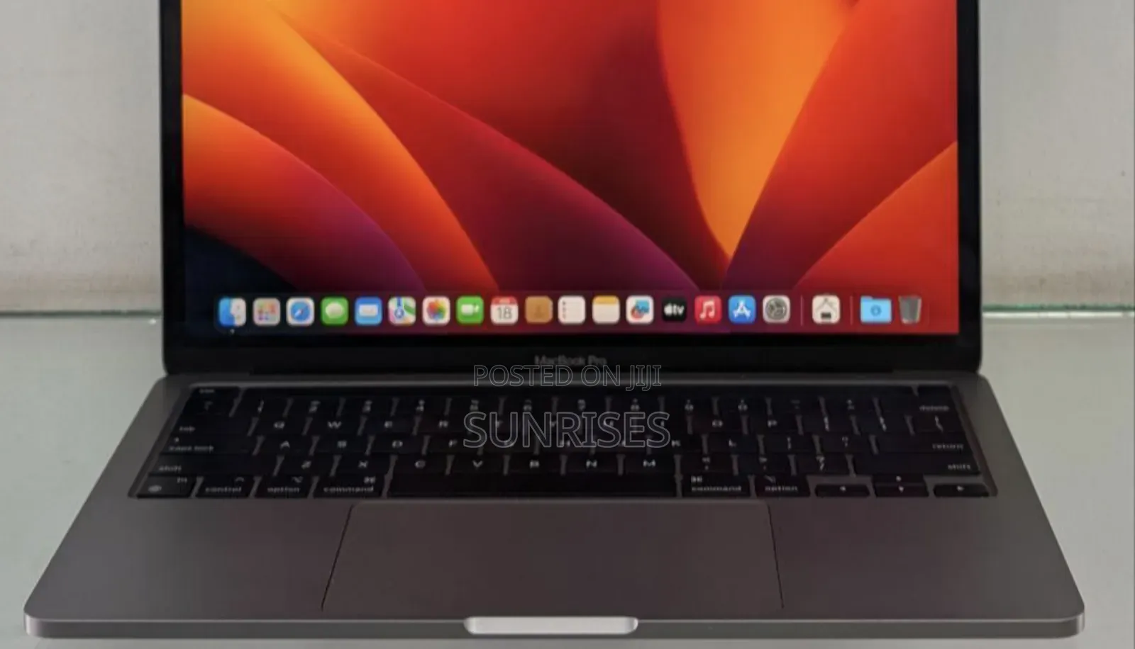 New Laptop Apple MacBook Pro M1 8GB Apple M1 SSD 512GB