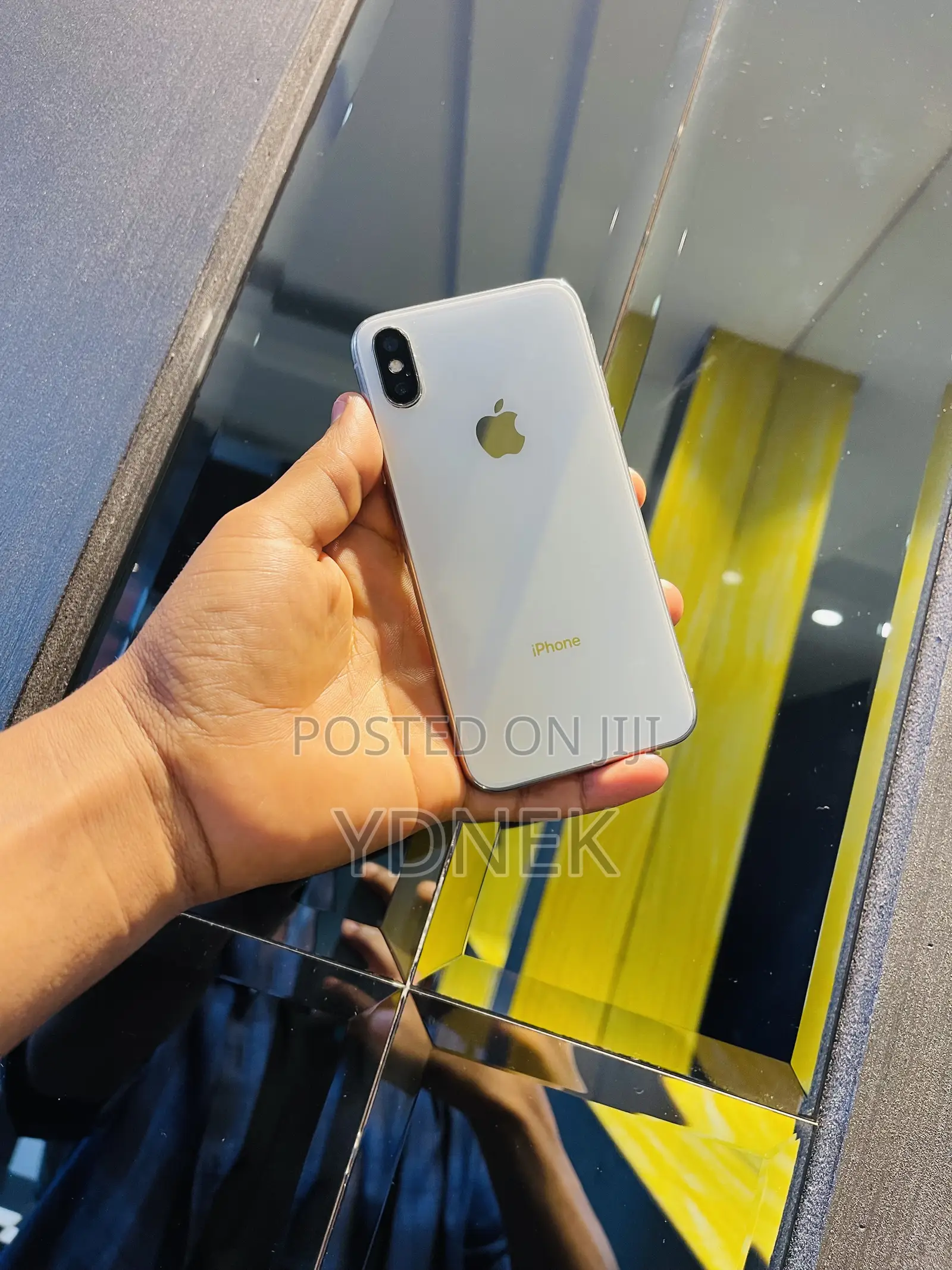 Apple iPhone X 256 GB White