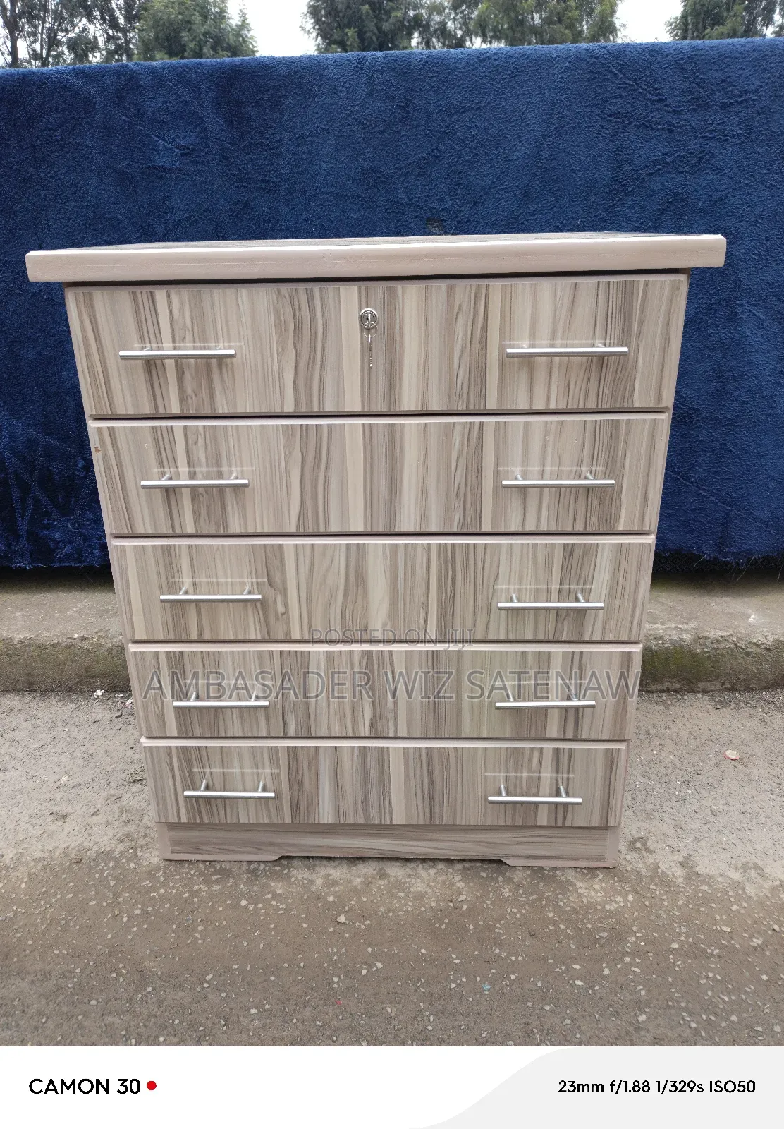 የልብስ ማስቀመጫ /ኮሞ