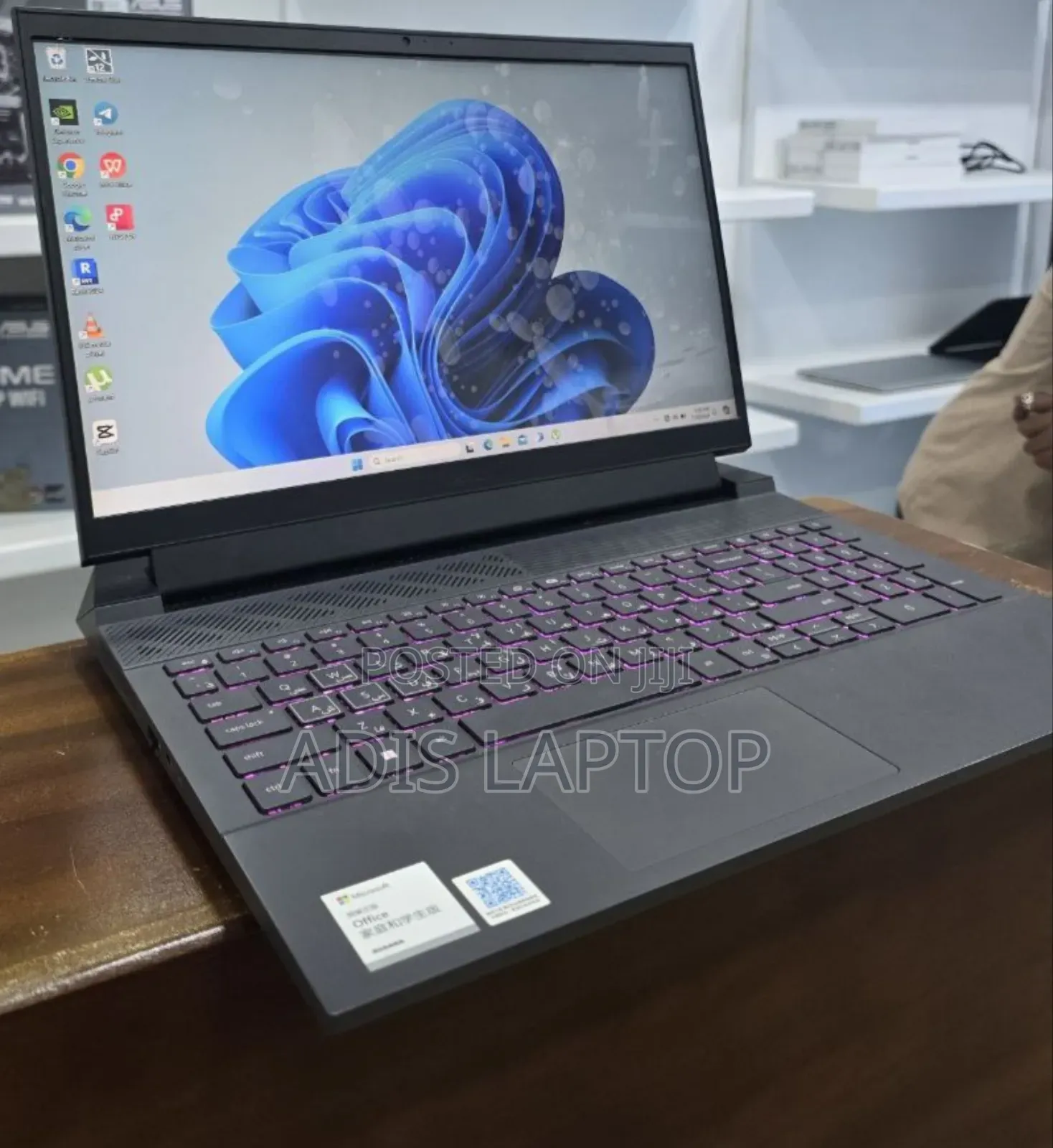 New Laptop Dell G15 5511 16GB Intel Core I7 SSD 1T