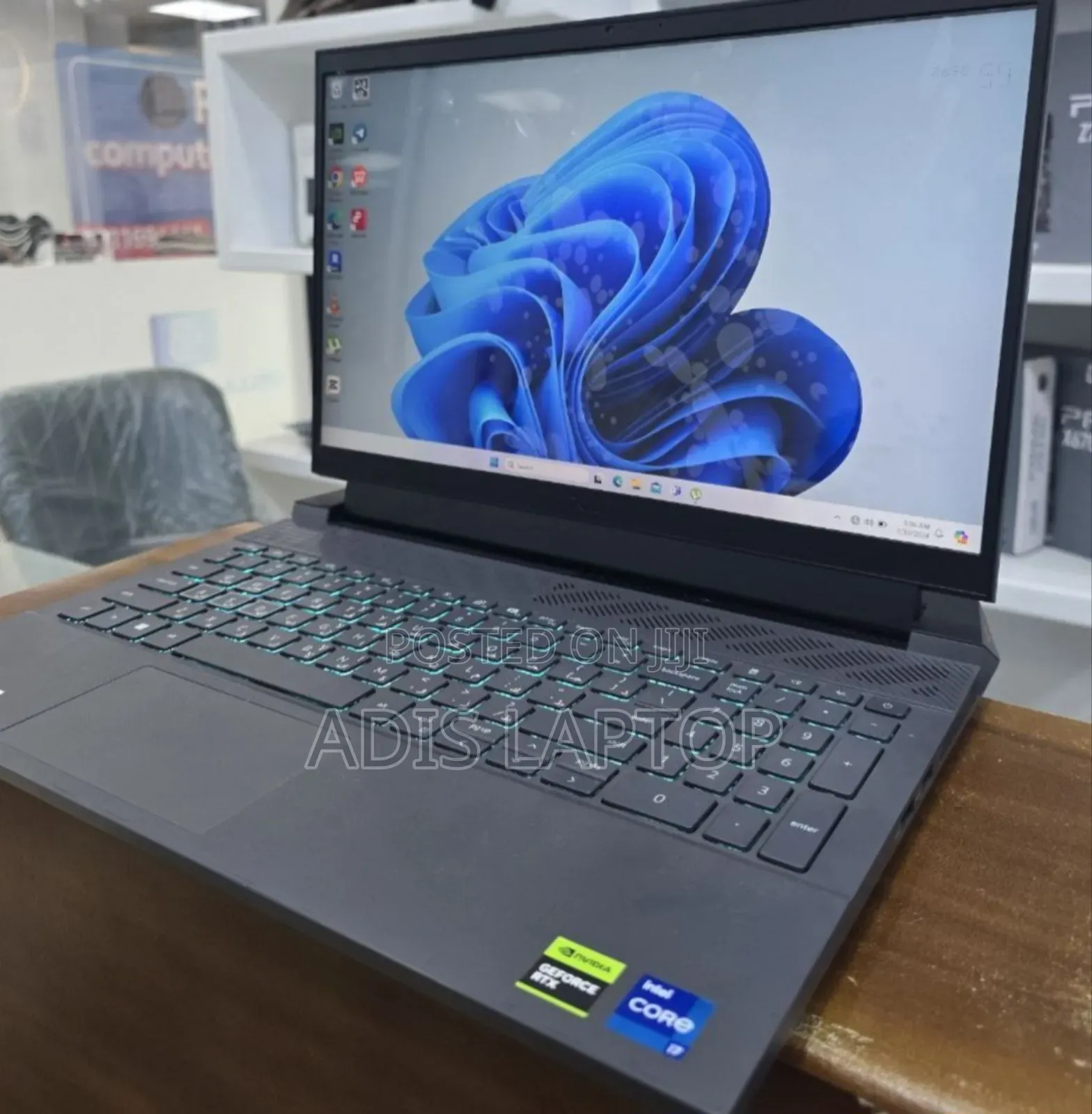 New Laptop Dell G15 5511 16GB Intel Core I7 SSD 1T