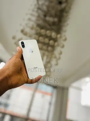 Apple iPhone X 64 GB White