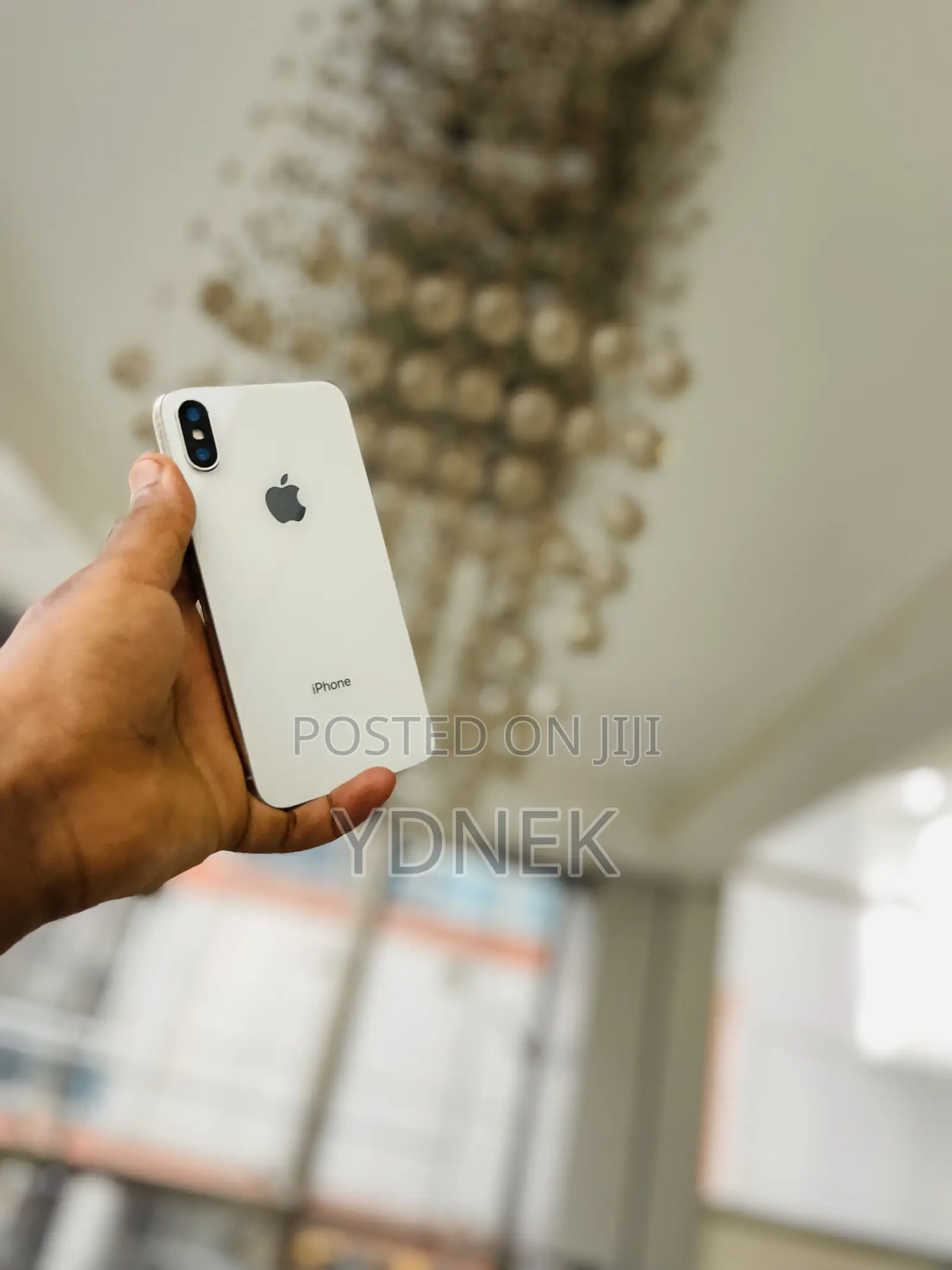 Apple iPhone X 64 GB White