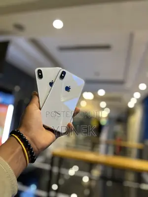 Apple iPhone X 64 GB White