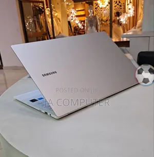 New Laptop Samsung Galaxy Book 2 8GB Intel Core I5 SSD 256GB