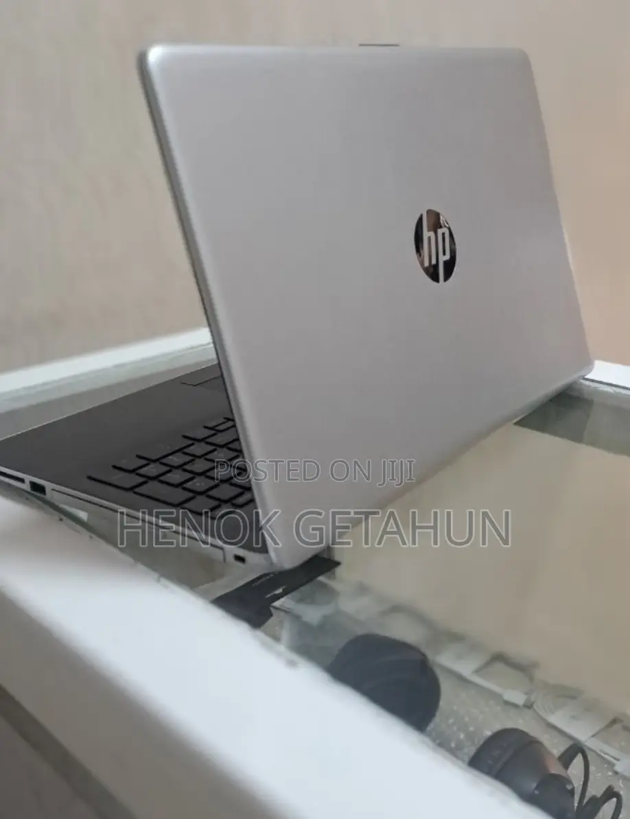 New Laptop HP Stream Notebook 8GB Intel Core I5 HDD 1T