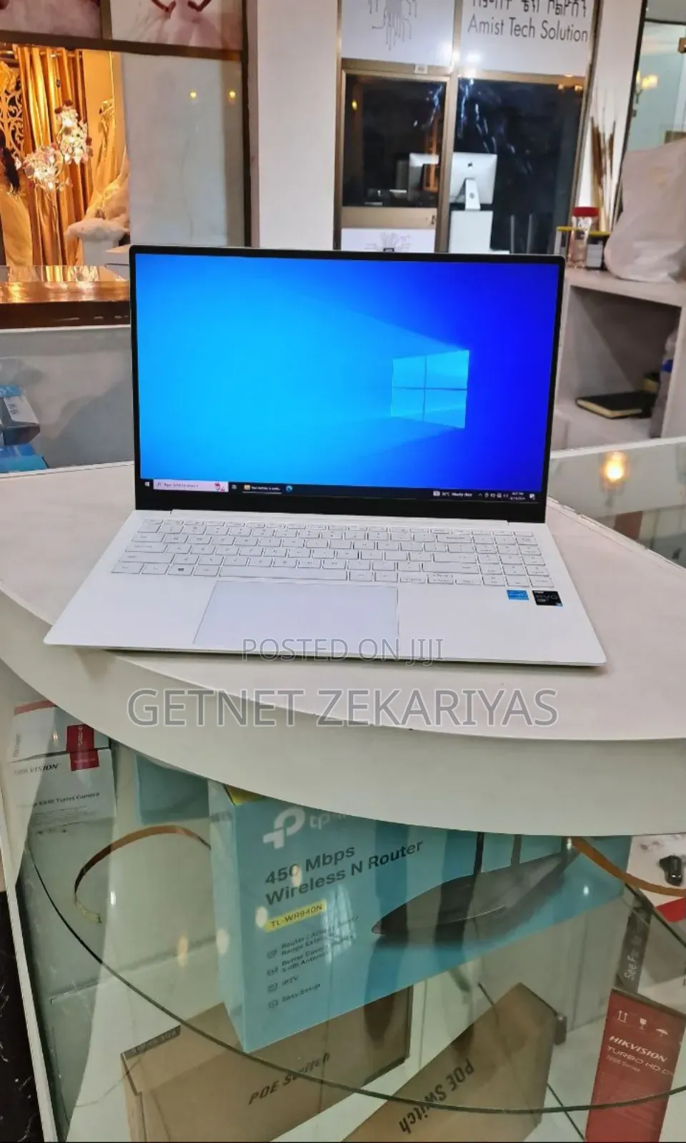 New Laptop Samsung 8GB Intel Core I5 SSD 256GB