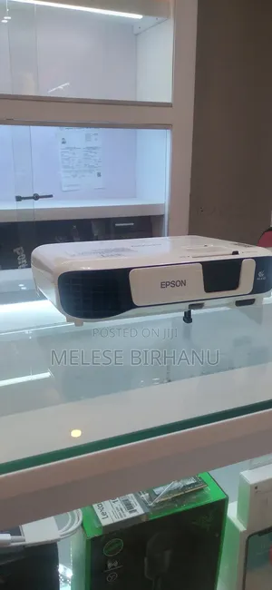 Epson Eb-s41 Projector