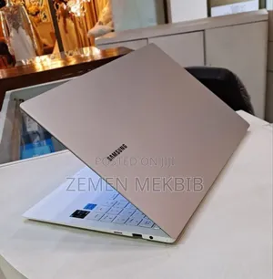 New Laptop Samsung 16GB Intel Core I5 SSD 512GB