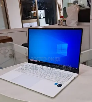 New Laptop Samsung 16GB Intel Core I5 SSD 512GB