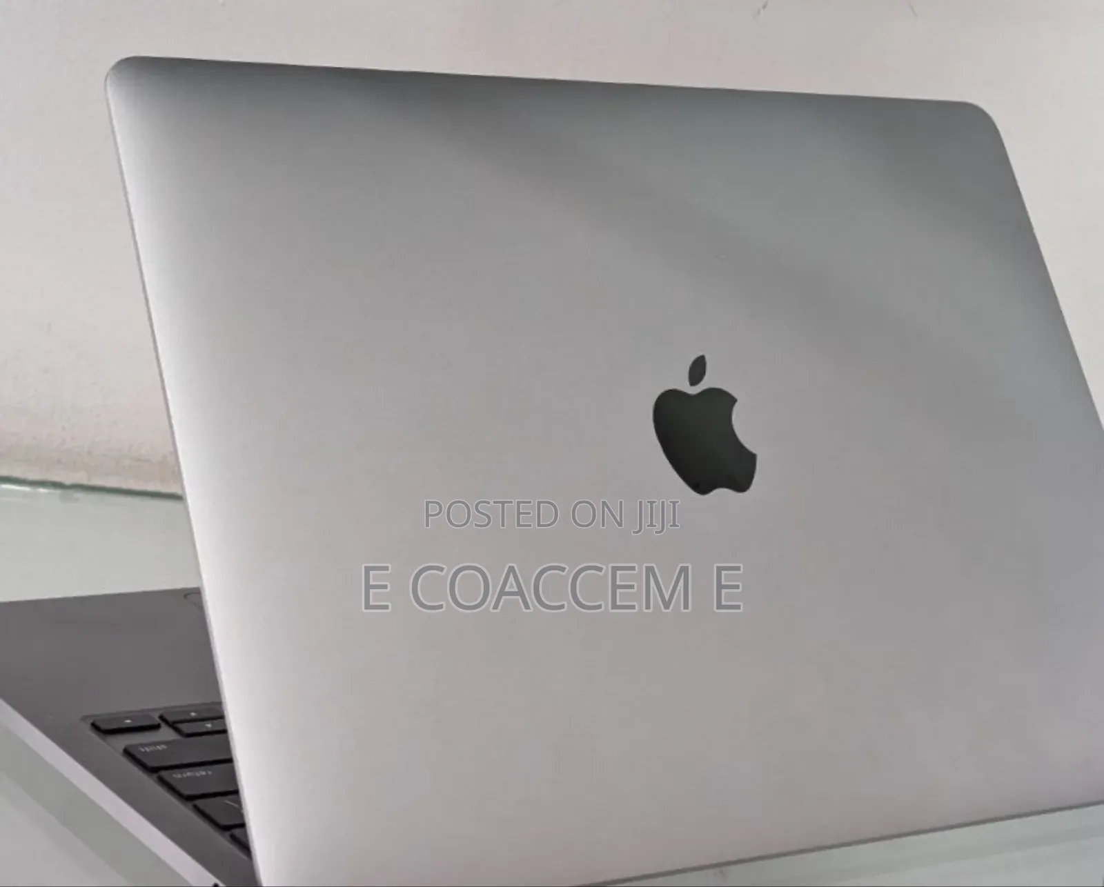 New Laptop Apple MacBook 8GB Apple M1 Pro SSD 512GB