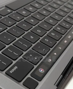 New Laptop Apple MacBook 8GB Apple M1 Pro SSD 512GB