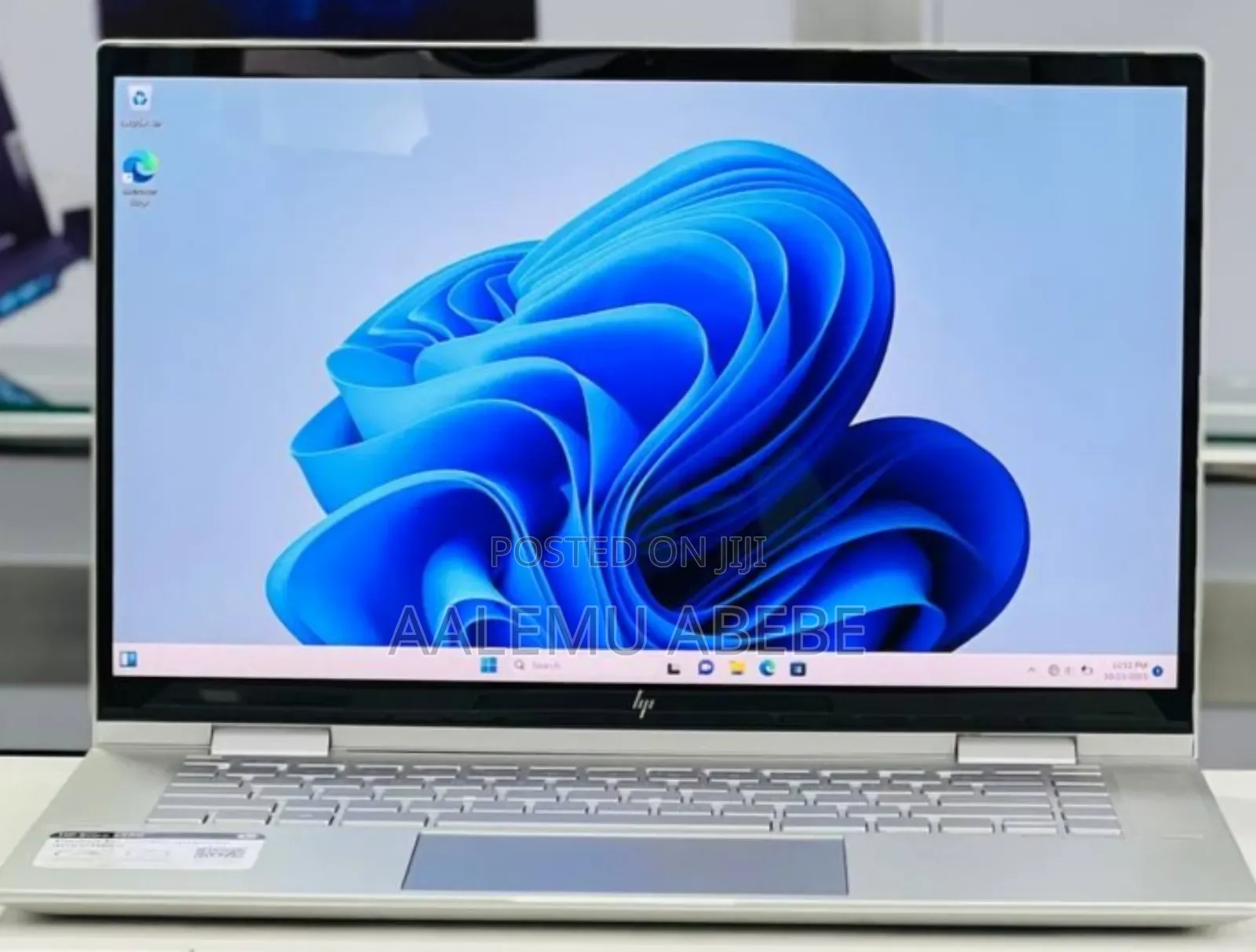 New Laptop HP Envy X360 8GB Intel Core I5 SSD 512GB