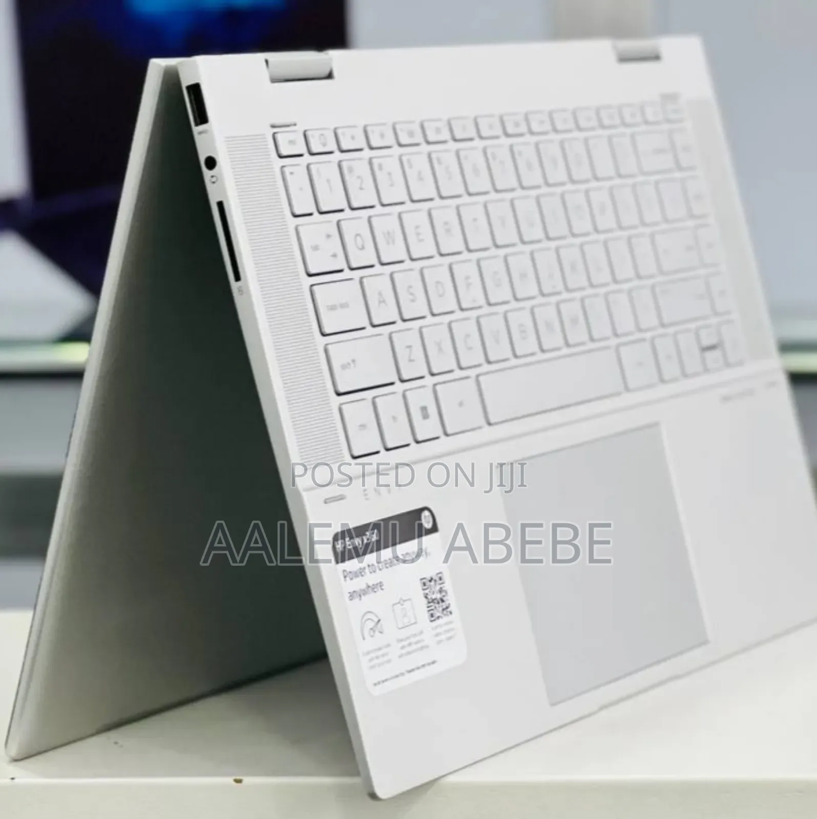 New Laptop HP Envy X360 8GB Intel Core I5 SSD 512GB