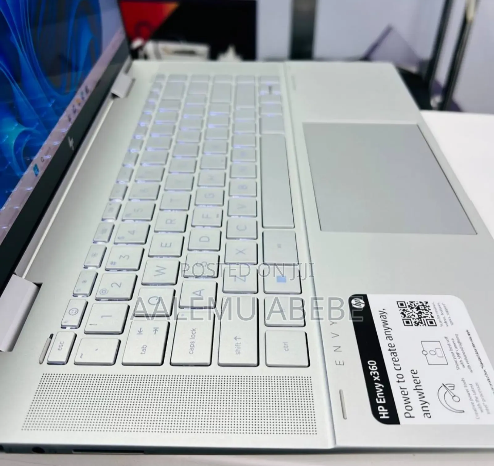 New Laptop HP Envy X360 8GB Intel Core I5 SSD 512GB